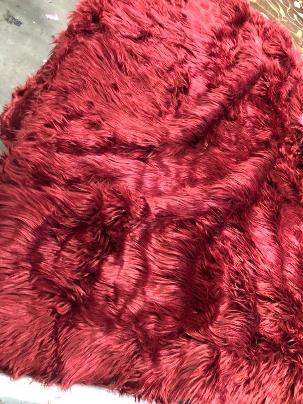 Photo 1 of 5'X8' RED FURRY RUG 