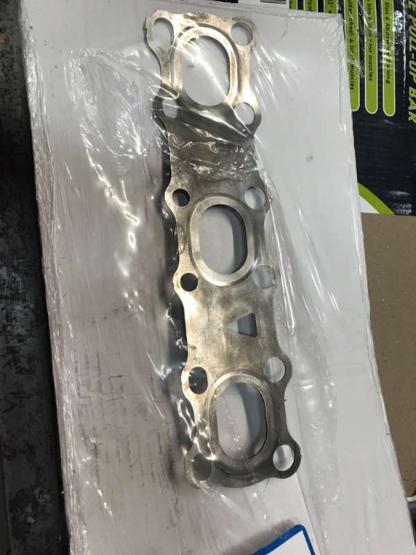Photo 1 of Beck/Arnley 037-8137 Exhaust Manifold Gasket