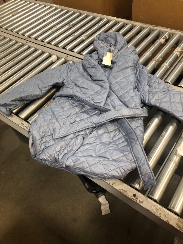 Photo 1 of BTFBM Women Button Down Quilted Jacket Coat 2023 Fall Winter Fashion Belt Pockets Removable Padded Hood Puffer Outerwear
SIZE MEDIUM 