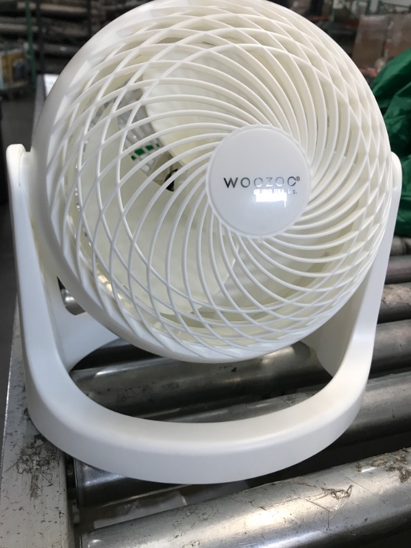 Photo 2 of **TESTED** IRIS USA WOOZOO Air Circulator Fan, Vortex Fan, Desk Fan, Portable Fan, 3 Speed Settings, 360 Tilting Head, 52ft Max Air Distance, Large, White White Large 90° Tilt N/Oscillating