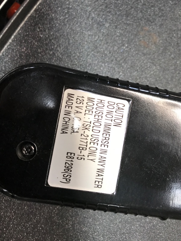 Photo 3 of ** UNIT DAMAGED ON ONE LEG UNIT LEANS*** BLACK+DECKER Family-Sized Electric Griddle with Warming Tray & Drip Tray, GD2051B