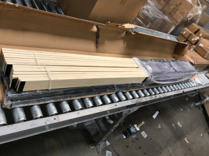 Photo 1 of ZINUS Metal Box Spring with Wood Slats /7.5 Inch Mattress Foundation / Sturdy Steel Structure / Easy Assembly, Twin XL Twin XL 7.5 Inch Smart Box Spring