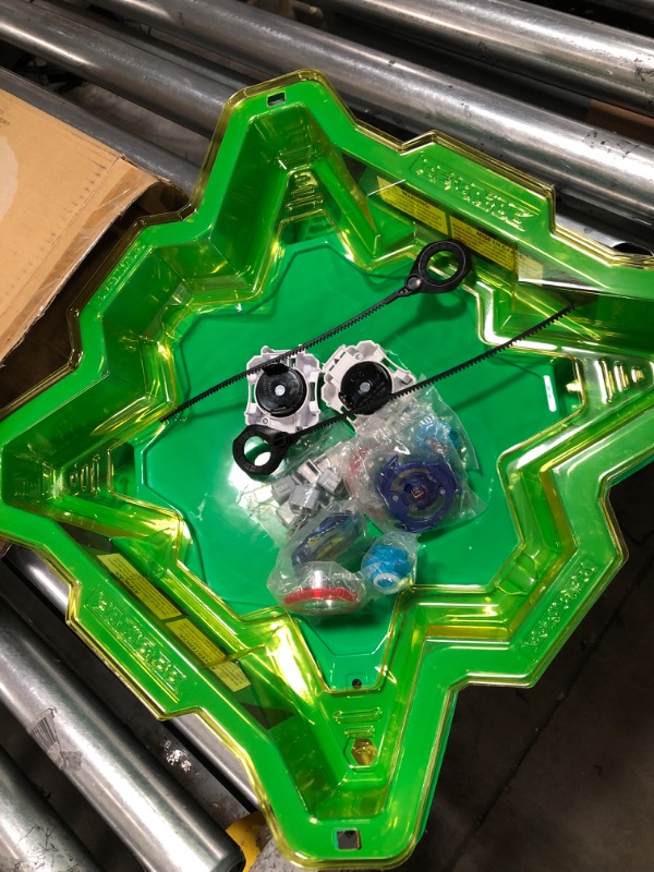 Photo 2 of Beyblade Burst Evolution Star Storm Battle Set (Amazon Exclusive) Frustration-Free Packaging