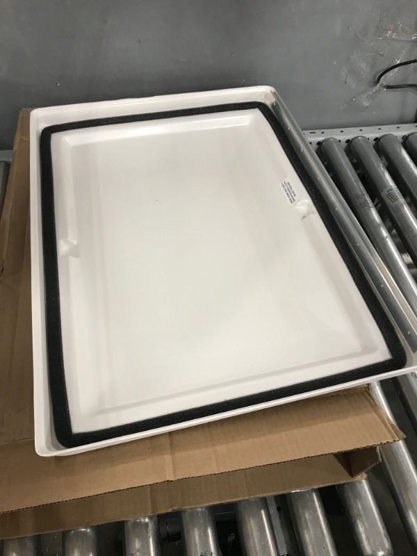 Photo 2 of Heng's J294X18WH White Exit Vent Lid