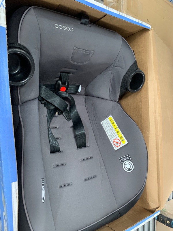 Photo 1 of Used *** Cosco Onlook 2-in-1 Convertible Car Seat, Rear-Facing 5-40 pounds and Forward-Facing 22-40 pounds and up to 43 inches, Black Arrows