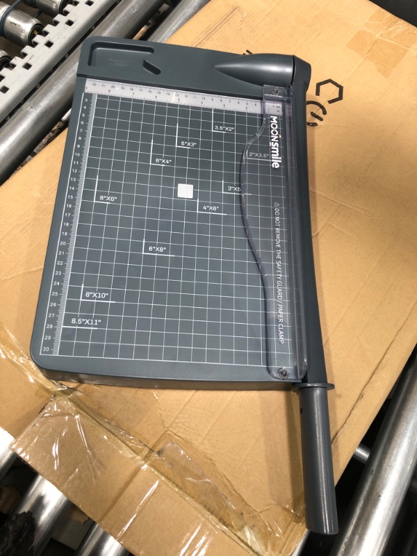 Photo 1 of Moonsmile Paper Cutter