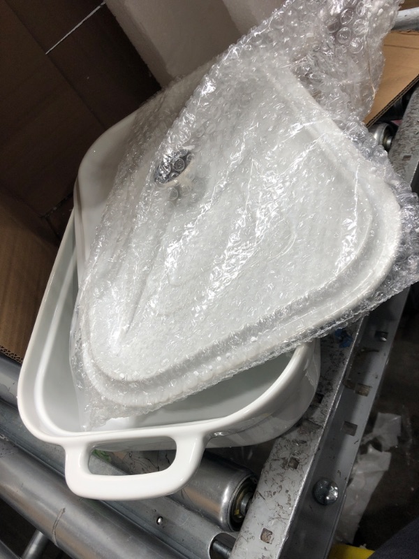 Photo 2 of 16.9x10 Inch ,4.5 quart? Ceramic Casserole Dish with Lid, Large bakeware with ,Covered Rectangular Casserole Dish Set, Lasagna Pans with Lid for Cooking, Baking dish With Lid for Dinner, Kitchen Christmas box gift; present; souvenir friend Men friends get