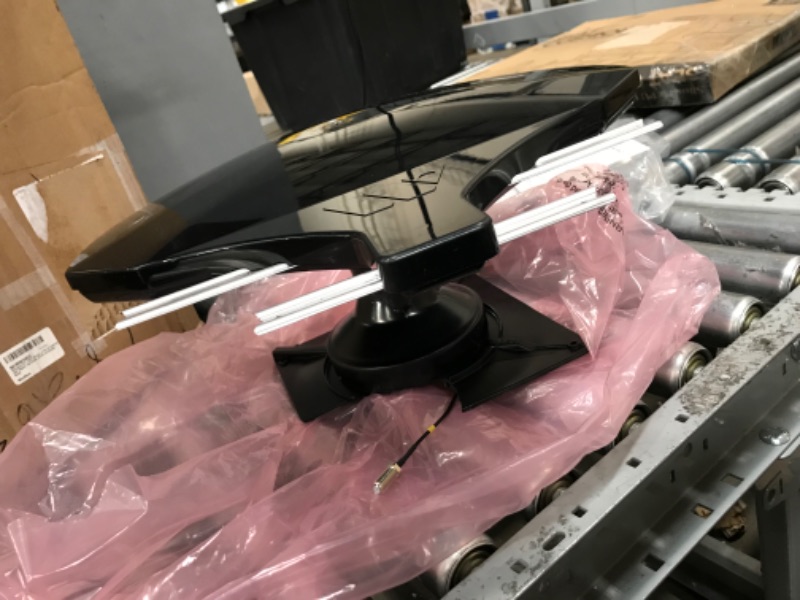 Photo 1 of Winegard RZ-6035 Rayzar z1 RV TV Antenna (HD