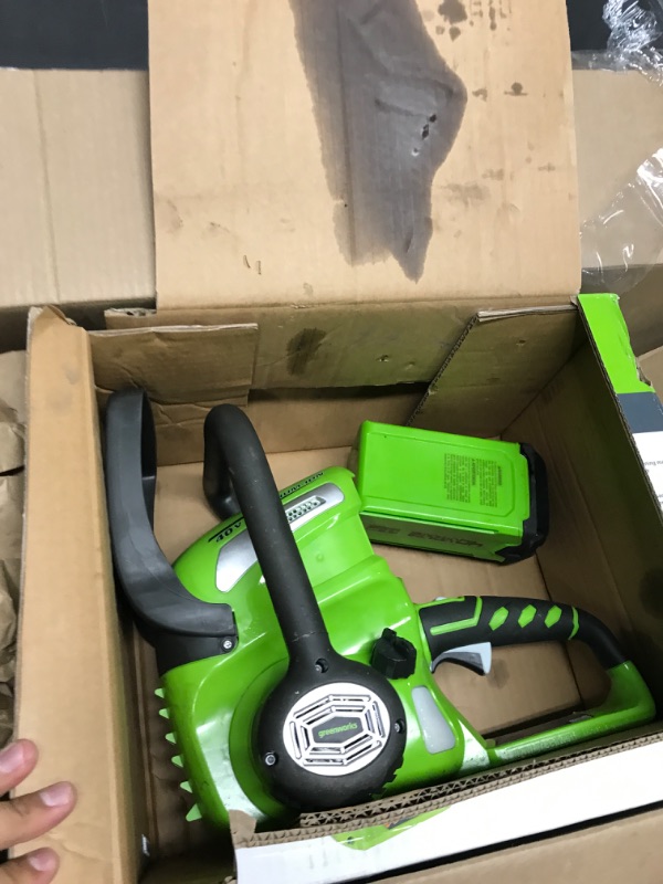 Photo 2 of ***PARTS ONLY***Greenworks 12-Inch 40V Cordless Chainsaw, 2.0 AH Battery Included 20262