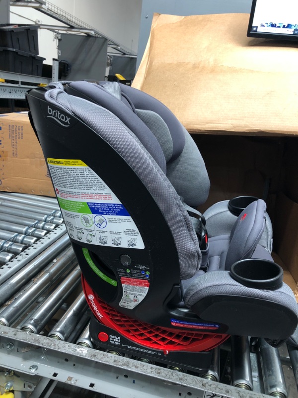 Photo 3 of Britax One4Life ClickTight All-in-One Car Seat