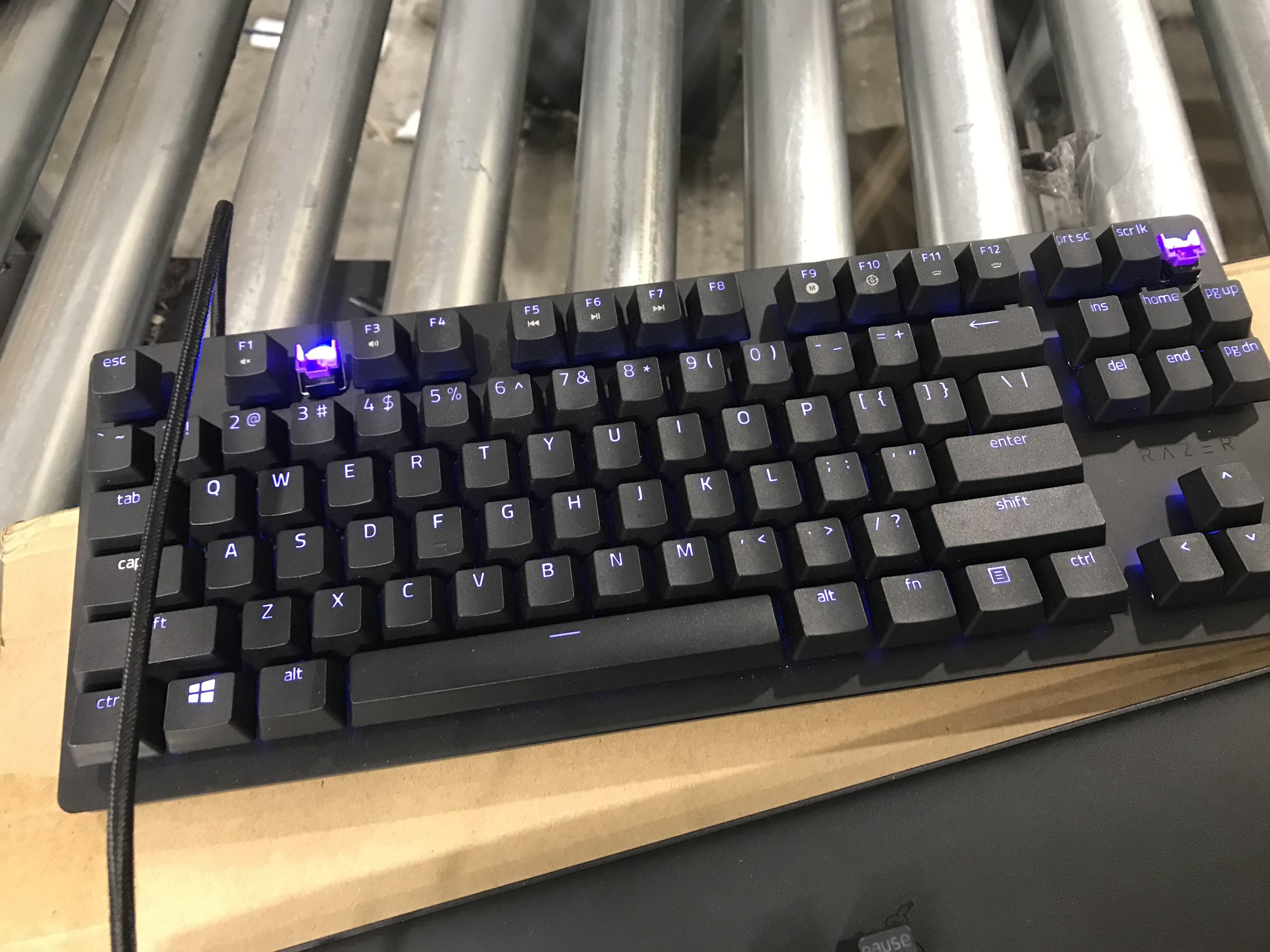 Photo 4 of DAMAGED ITEM
Huntsman V2 TKL Wired Optical Purple Clicky Switch Gaming Keyboard with Chroma RGB Backlighting