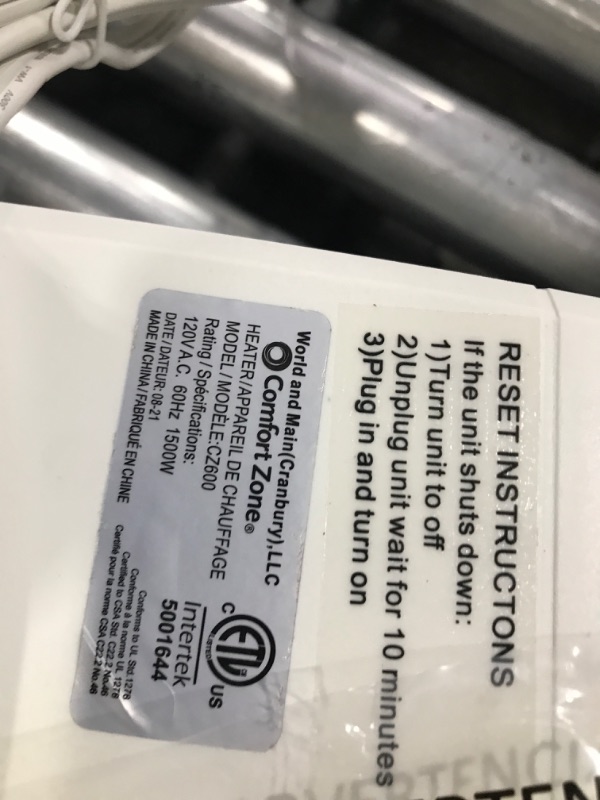 Photo 4 of ****TESTED/ TURNS ON*** Comfort Zone CZ600 750/1,500-Watt Electric Baseboard Space Heater with Adjustable Thermostat, Dent-Proof End Panels, Overheat Protection System, Safety Tip-Over Switch, & Stay-Cool Body, White HEATER CONVECTION BASEBOARD White