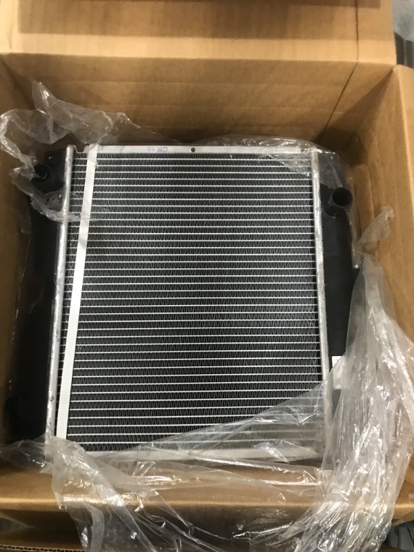 Photo 2 of Complete Tractor 1906-6309 Radiator Compatible With/Replacement For Kubota B26 Indust/Const, B2630HSD, B2710HSD, B2910HSD, B3030HSD, B3200HSD, B3200HSDWO, B3300SUHSD, B7800HSD, ZD25F Mower, ZD28 Mower