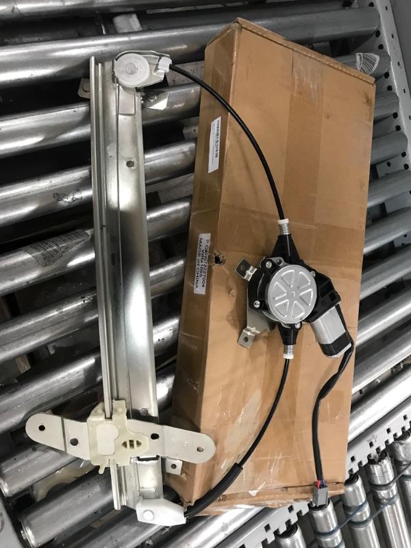 Photo 1 of Front Passenger Side Power Window Regulator with Motor for Ford Crown Victoria Mercury Marauder Grand Marquis
