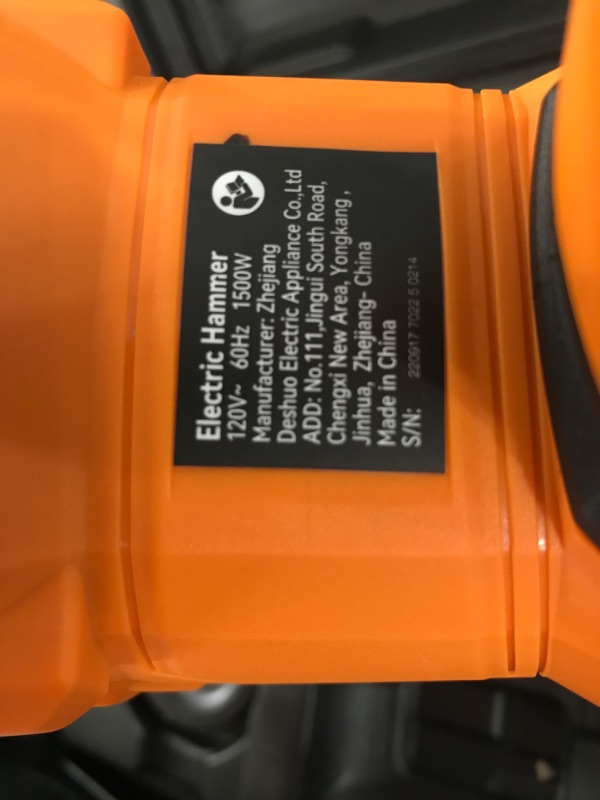 Photo 4 of *****MISSING HARDWARE*****  VEVOR 1-1/4 Inch SDS-Plus Rotary Hammer Drill, 13Amp Corded Drills, Heavy Duty Chipping Hammers w/Vibration Control & Safety Clutch