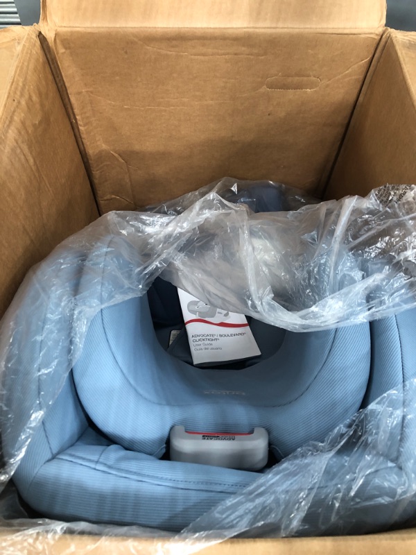 Photo 2 of Britax Advocate Clicktight Convertible Car Seat, Blue Ombre SafeWash Blue Ombre Advocate