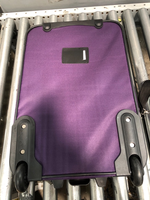 Photo 3 of  Rockland Fashion Expandable Softside Upright Luggage Set, Purple, 2-Piece (14/19)
