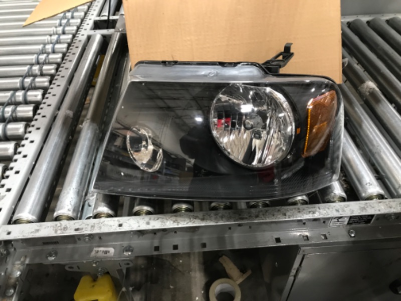 Photo 2 of oEdRo Headlight for 2004-2008 FORD F150 Headlamp with Amber Reflector Black Housing 2004 2005 2006 2007 2008 F-150