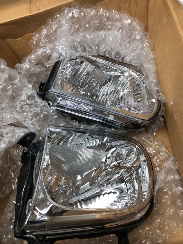 Photo 3 of AUTOSAVER88 Headlight Assembly Compatible with 2005-2006 Tundra Double/Crew Cab 2005-2007 Sequoia Chrome Housing Clear Lens(Not suitable for Regular Cab and Assess Cab) Chrome Housing Amber Reflector