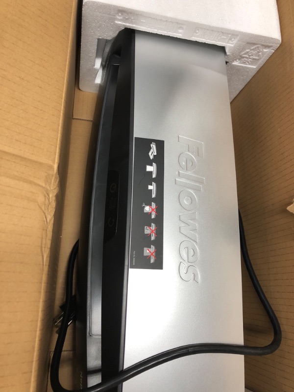 Photo 2 of PARTS ONLY/ SEE NTOES*****
Fellowes Laminator Neptune 3 125 Laminating Machine.