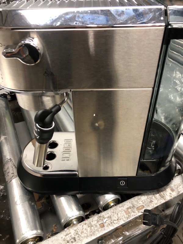 Photo 4 of **USED** MILK HEATER NOT WORKING**De'Longhi Dedica Coffee Machine EC680.BK, 15 Bar Espresso Pump - Black