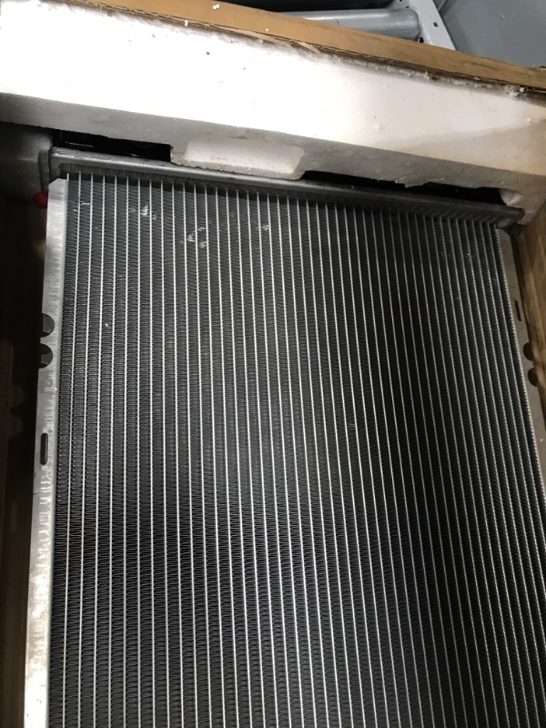 Photo 2 of *DAMAGED* AUTOSAVER88 34'' Radiator Compatible with Chevy Silverado Suburban Tahoe Cadillac Avalanche Escalade GMC Yukon Sierra ATRD1004