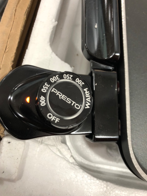 Photo 4 of *ONE HANDLE BROKEN* Presto 07047 Cool Touch Electric Griddle
