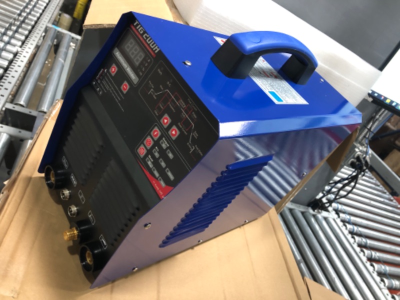 Photo 2 of VEVOR TIG Welder AC/DC, 3 in 1 TIG/MMA/ARC Welding Machine with 110/220V Dual Voltage, 200A Aluminum MMA Welder w/Inverter IGBT and Digital Panel, Multiprocess ARC Welder