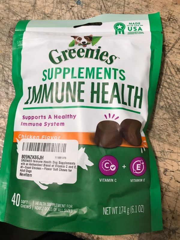 Photo 1 of BBD ---03/16/2023-- Greenies Immune Health Dog Supplements with an Antioxidant Blend of Vitamin C and E, 40-Count Chicken-Flavor Soft Chews for Adult Dogs