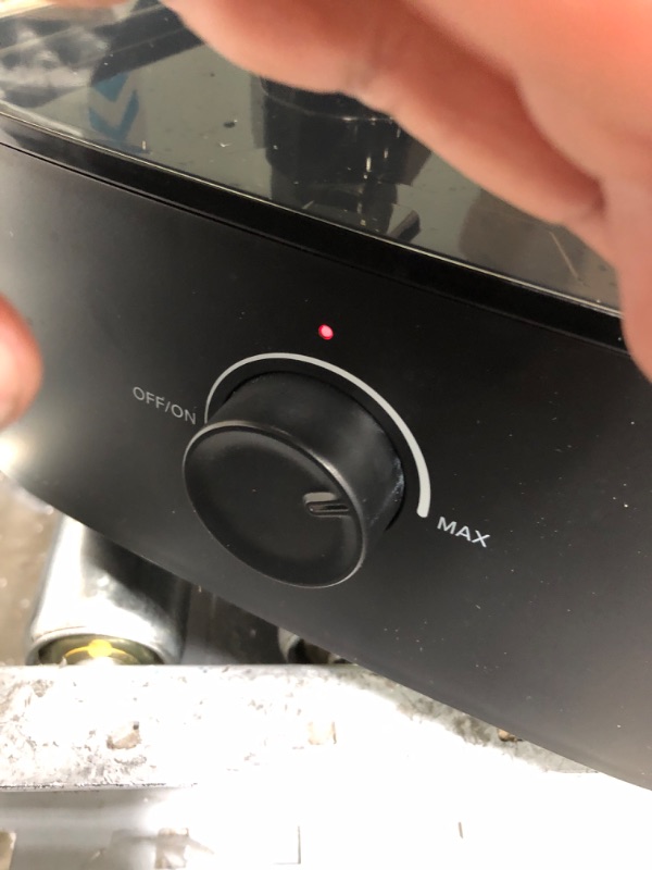 Photo 2 of LEVOIT 60-Hour Top Fill Humidifiers for Bedroom Large Room (6L) , Cool Mist Ultrasonic for Baby and Plants, Humidify 505 sq.ft for Whole Family, Quiet, Easy to Use and Clean, Auto Shut Off Black Humidifier