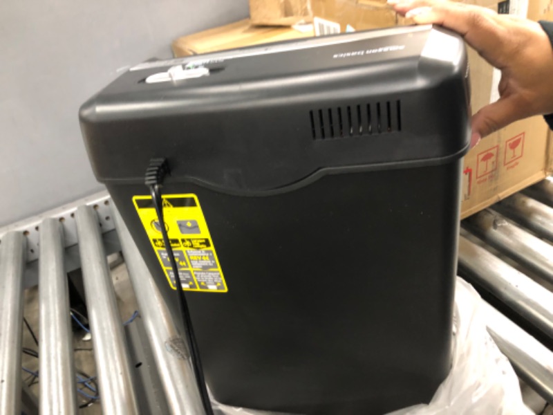 Photo 1 of Amazon Basics 6-Sheet Cross-Cut Paper and Credit Card Home Office Shredder 6 Sheet Shredder