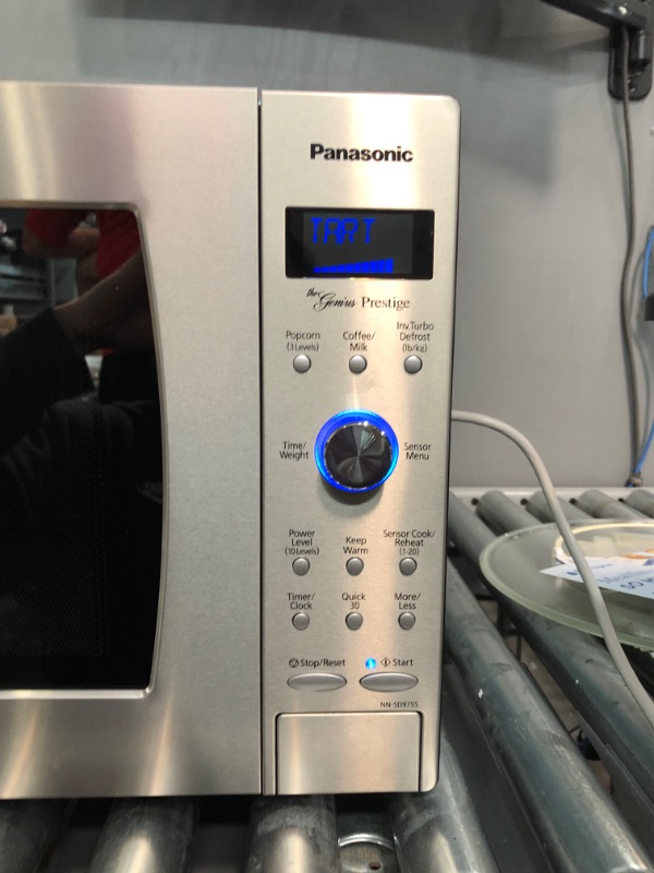 Photo 3 of Panasonic Oven with Cyclonic Wave Inverter Technology, 1250W, 2.2 cu.ft. Countertop Microwave with Genius Sensor One-Touch Cooking – NN-SD975S (Stainless Steel/Silver), Stainless Cyclonic Inverter Dial