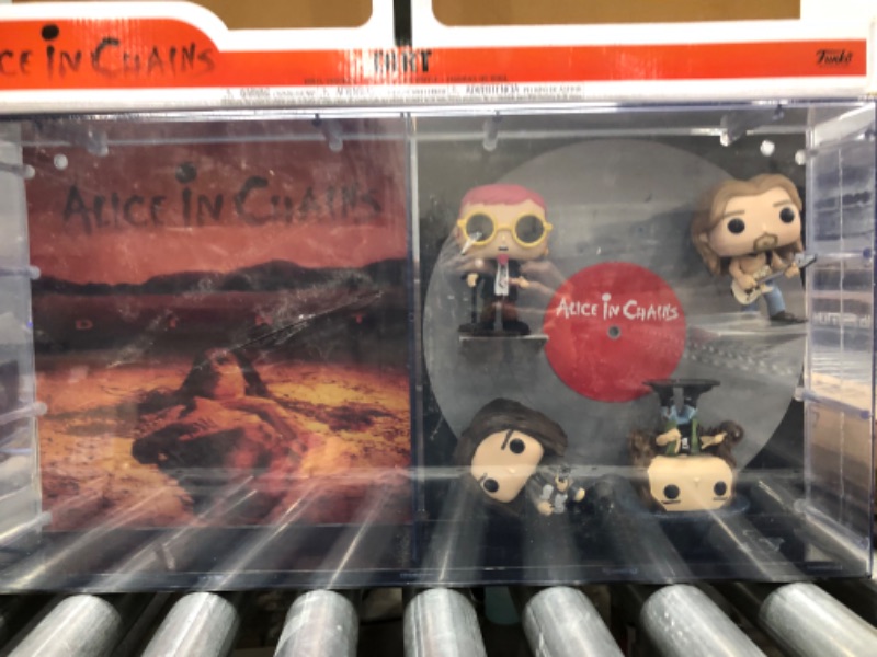 Photo 3 of **SEAN KINNEY'S PEG IS BROKEN, SEE LAST PHOTO**
Funko Pop! Deluxe Albums: Alice in Chains - Dirt