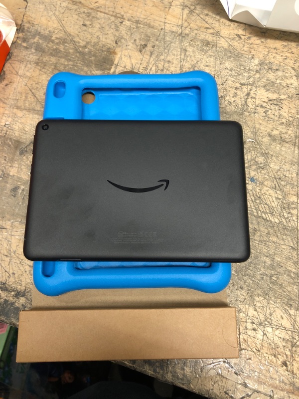 Photo 4 of Amazon Fire HD 8 Kids Edition Tablet 8" - 32GB