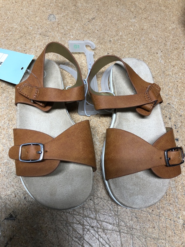 Photo 1 of Cat & Jack girls sandals tan size 10