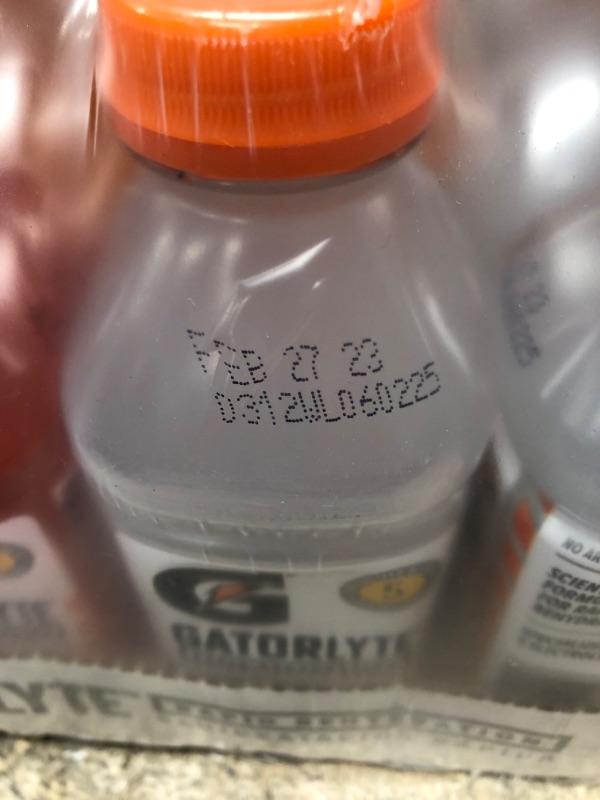 Photo 3 of *** SEE PICTURE FOR DIFFERENT EXP DATES  *** Gatorlyte Rapid Rehydration Electrolyte Beverage 20 Ounce Bottles 12 Pack (4 Flavor Variety Pack)
