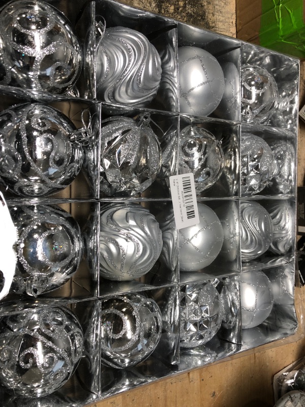 Photo 2 of 3.15" Christmas Ball Ornaments 16 pcs Xmas Tree Hanging Ball Decorations Set, Festival Pendant Hangings Ornaments with Hanging Loop for Holiday Party Wreath Tabletop Tree Xmas Tree Decor (Silver)