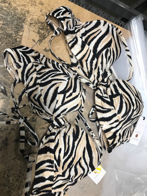 Photo 1 of bikini tops 2 34B