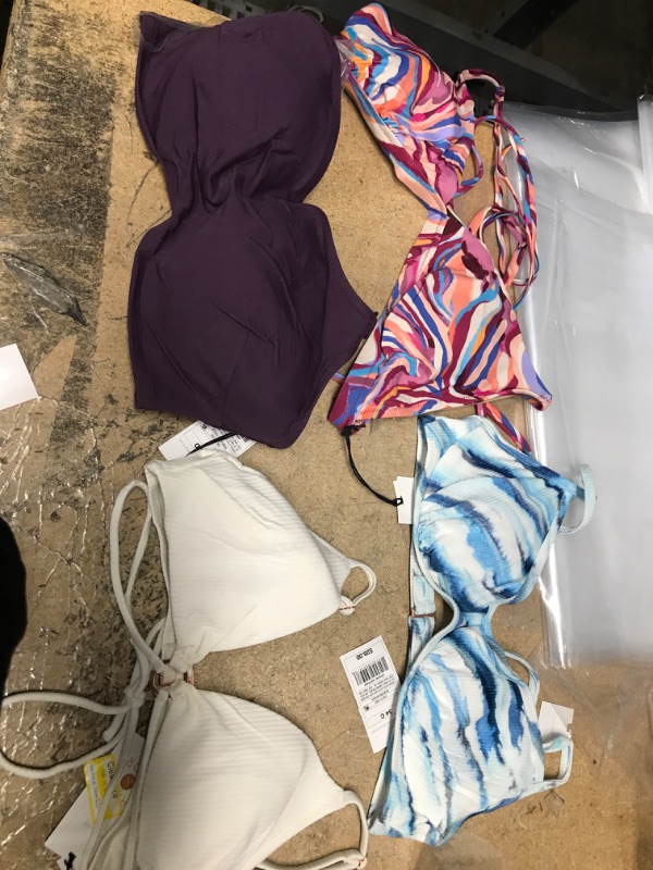 Photo 1 of 4 Bikini Tops 32B/ 34C/ 34DD/ XL16-18