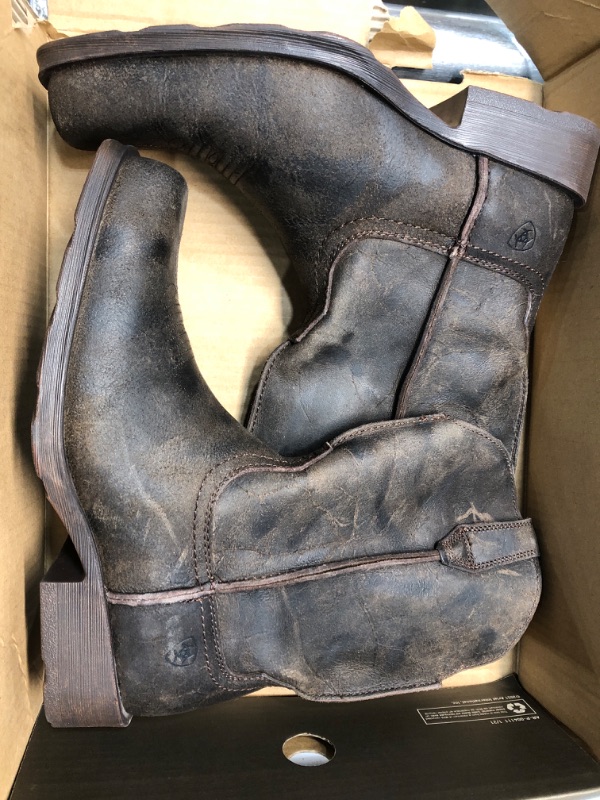 Photo 2 of ARIAT Men's Rambler Western Boot Size 9.5
