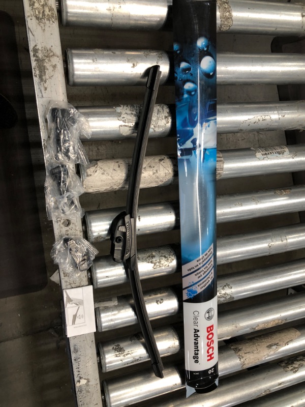 Photo 2 of BOSCH Clear Advantage 20CA Beam Wiper Blade - 20" (Single) 20CA (20")