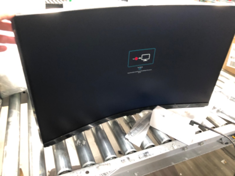 Photo 1 of SAMSUNG 32" Odyssey Neo G8 4K UHD 240Hz 1ms G-Sync 1000R Curved Gaming Monitor, Quantum HDR2000, AMD FreeSync Premium Pro, Matte Display, Ultrawide Game View, DisplayPort, HDMI, Black & White, 2022
