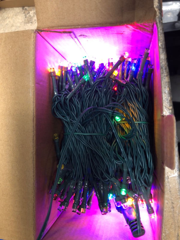 Photo 2 of *** POWERS ON *** 500 Count 174.21 FT Christmas Multicolor LED String Lights, , 8 Modes LED String Lights Green Wire String Lights for Indoor and Outdoor Party,, and Garden Christmas Decoration Multicolor 500 Count