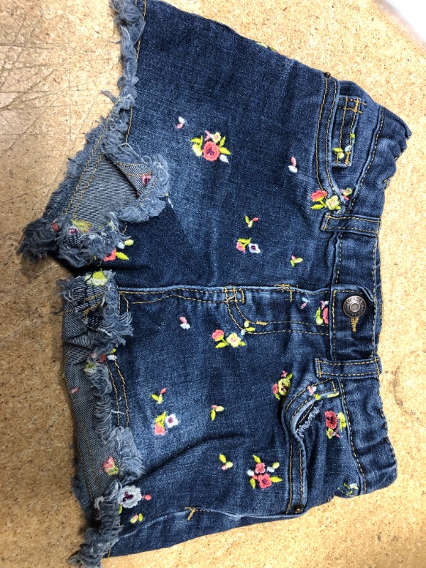 Photo 1 of CAT & JACK SUPER STRETCH FLORAL JEAN SHORTS SIZE 5T 