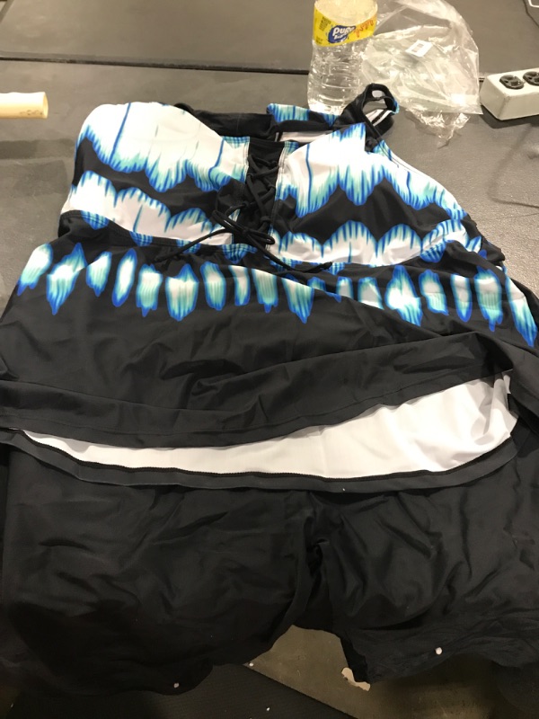 Photo 2 of Aleumdr Womens Racerback Color Block Print Tankini Swimsuits with Swim Capris S-XXXL