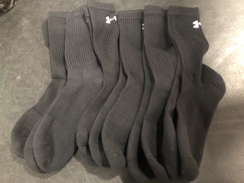 Photo 1 of 6 PK OF UNDER ARMOR SOCKS SIZE 9/10