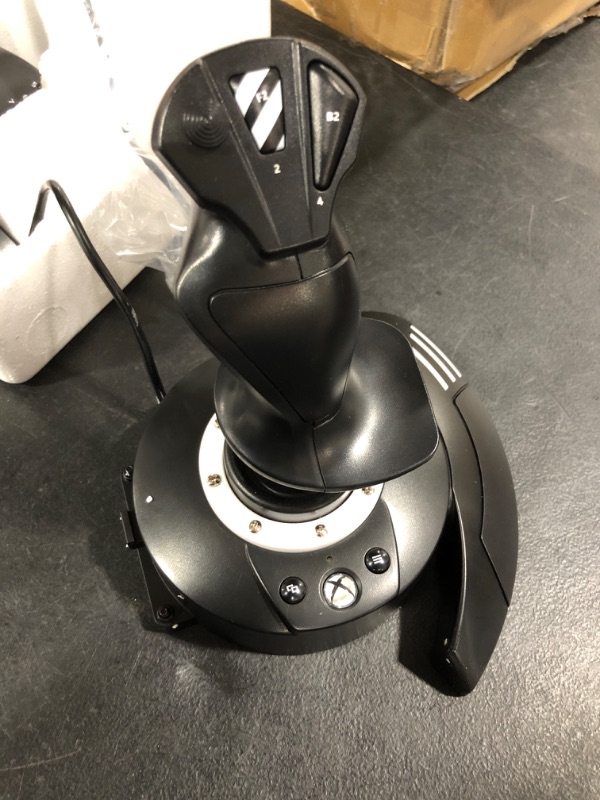 Photo 4 of Thrustmaster T-Flight Hotas One (XBOX Series X/S & XOne and Windows)