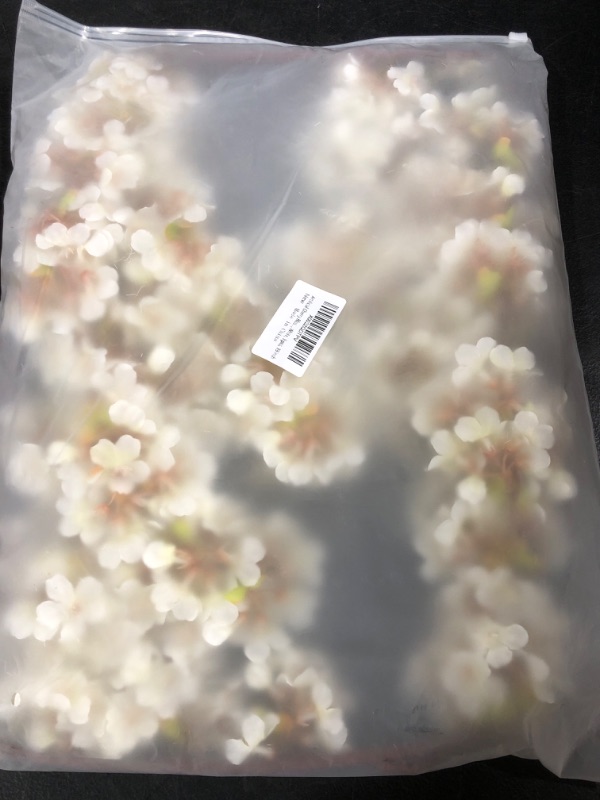 Photo 1 of  Boutique 3 PCS Silk Cherry Blossom Branches, Artificial White Cherry Blossom Flower Faux White Cherry Blossom Fake Cherry Blossom Tree Stems Faux Cherry Flowers Vase for Wedding Home Decor, 39'' 
USED