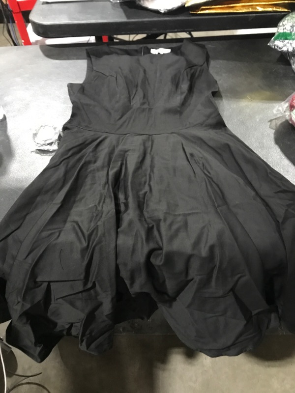 Photo 1 of WOMENS DRESS SIZE MEDIUM