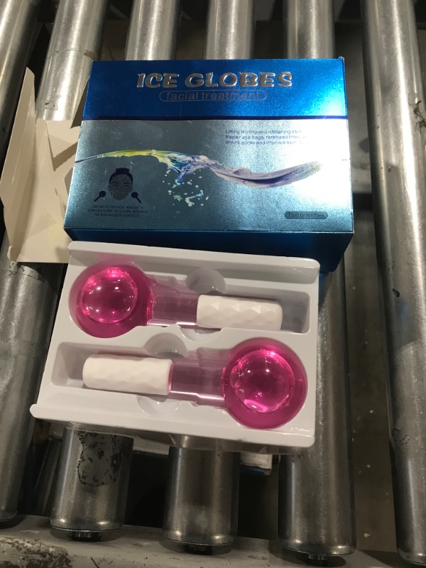 Photo 2 of 2 Pcs Ice Globes for Facials,Massaging Facial Ice Globes With Removable Rubber Grips and Anti-Freeze Liquid,Facial Globes to Reduce Puffiness, Pores, Wrinkles,Dark Circles (137 * 50mm, pink) 137*50mm Pink